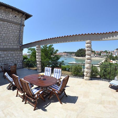 Villas Arbia - Margita Beach Hotel Banjol Bagian luar foto