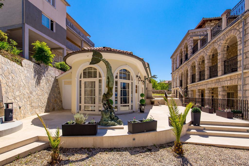 Villas Arbia - Margita Beach Hotel Banjol Bagian luar foto