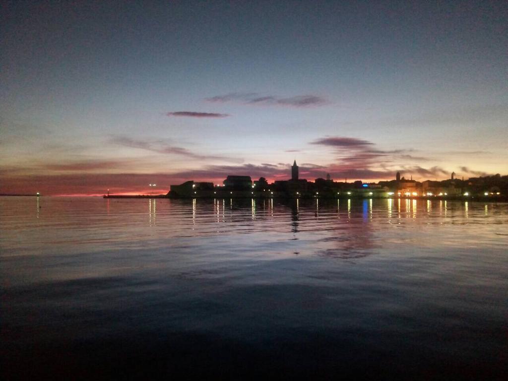 Villas Arbia - Margita Beach Hotel Banjol Bagian luar foto